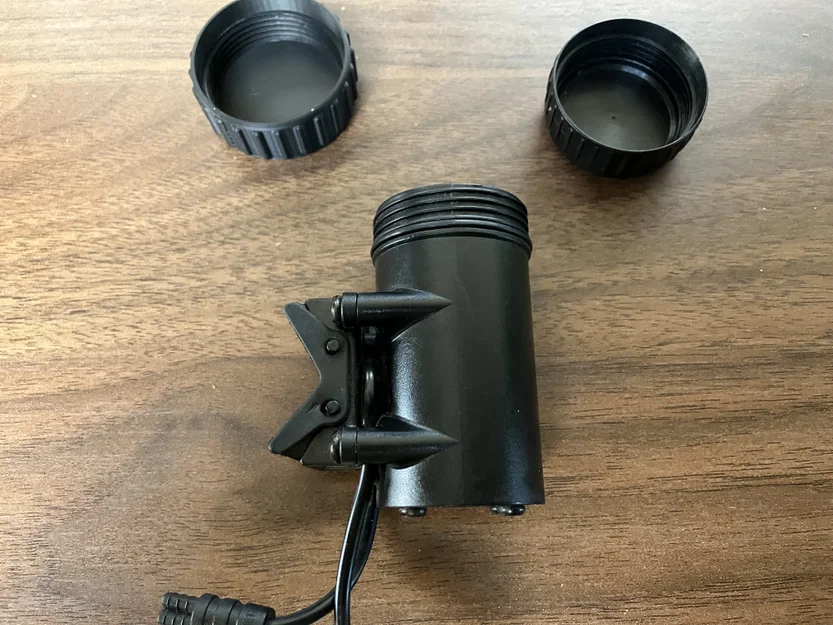 Nắp đậy pin thay thế cho hệ thống đèn Monkeylectric - Image 1