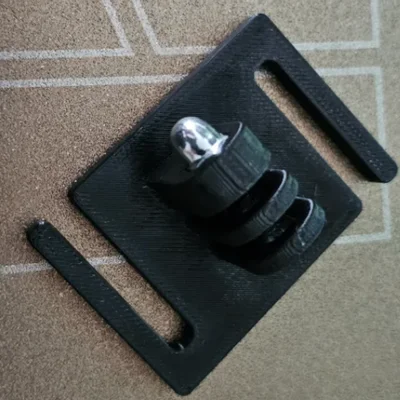 Ngàm gắn GoPro lên quai đeo balo cực tiện lợi và chắc chắn