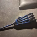 Cây gãi lưng hình bàn tay bộ xương (Skeletal back scratcher) 3D - Thumbnail 1