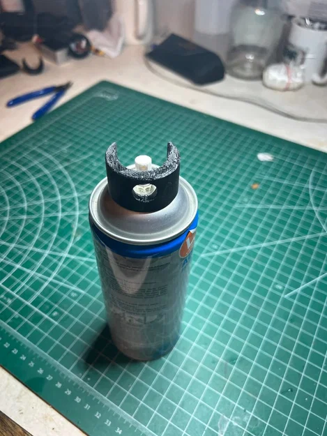 Ốp bảo vệ vòi xịt cho bình xịt (Spray Can Nozzle Protector) - Image 1