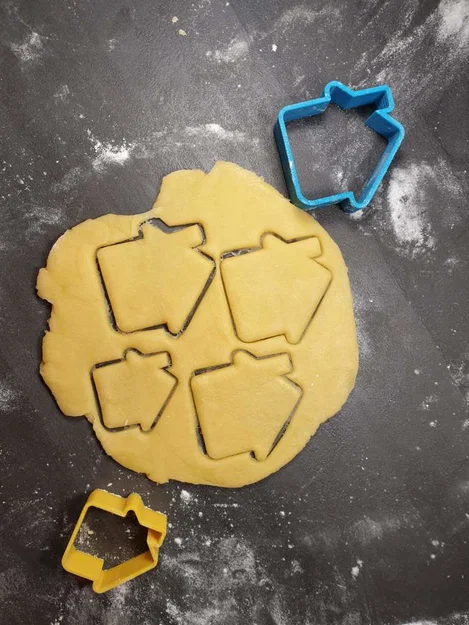 Khuôn cắt bánh quy Quarantine (Quarantine cookie cutter) - Image 3