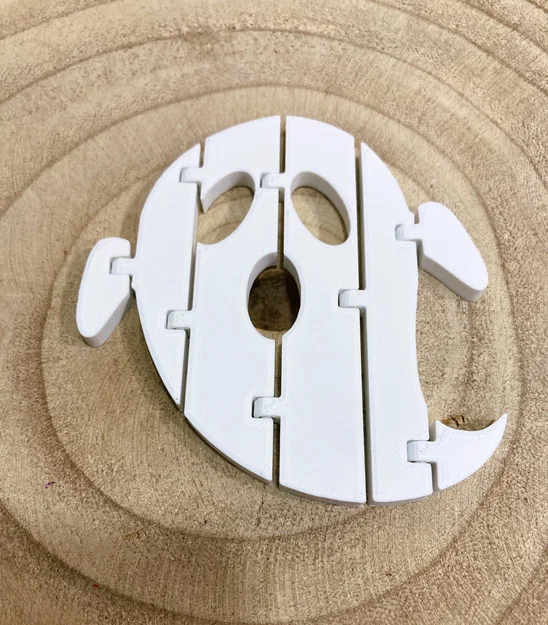 Mô hình ma khớp nối linh hoạt (Articulated Ghost) độc đáo cho Halloween - Image 1