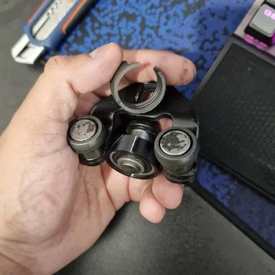 Nắp che bạc đạn cửa trượt Ford - Giải pháp thay thế in 3D hiệu quả