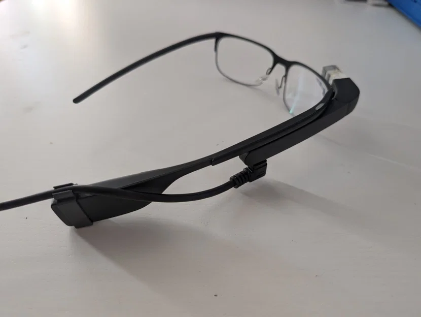 Giá đỡ dây cáp Google Glass XE (Google Glass XE Cable Holder) - Image 2