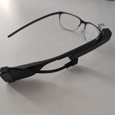 Giá đỡ dây cáp Google Glass XE (Google Glass XE Cable Holder)