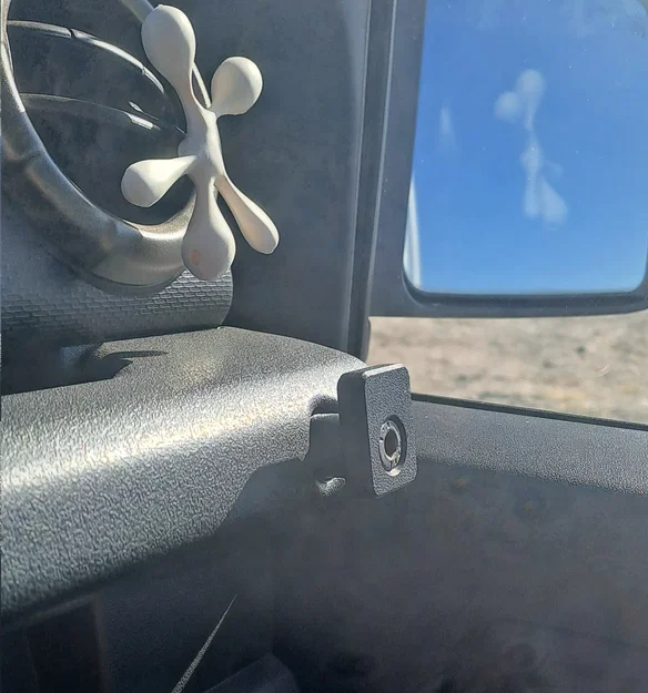 Giá treo móc Suzuki Jimny (Hook mount) - Image 1