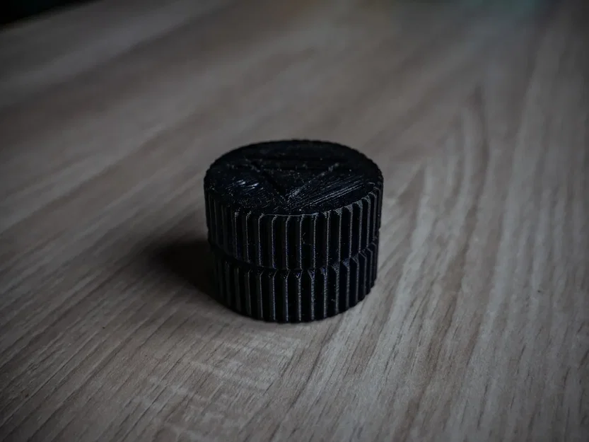 Dụng cụ nghiền thảo mộc (Herb Grinder) in 3D nhỏ gọn, tiện lợi - Image 1