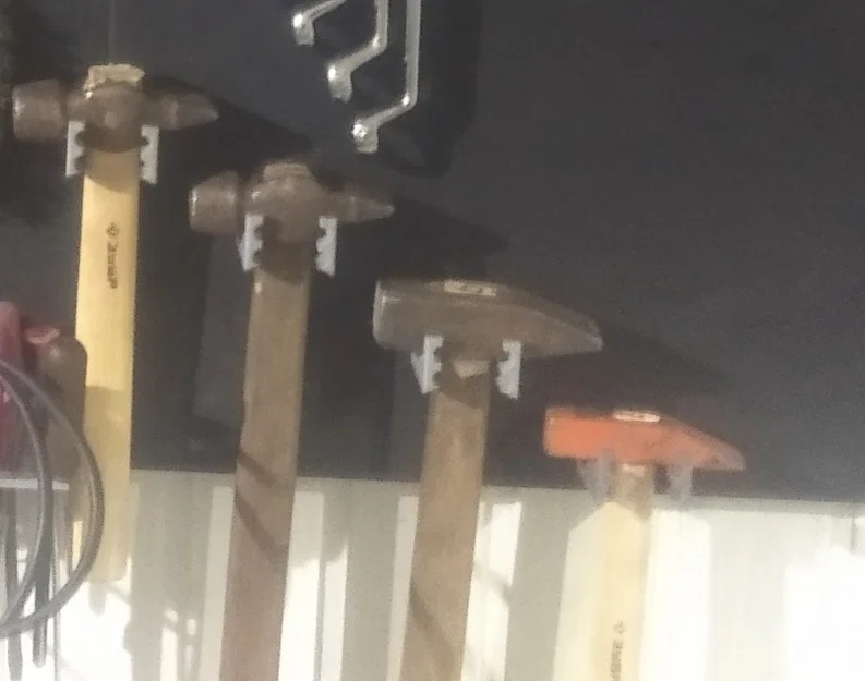 Giá treo búa (Hammer holder) gắn tường cho xưởng làm việc ngăn nắp - Image 1