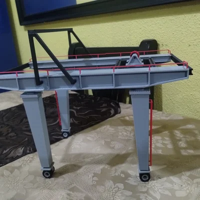 Mô hình cần cẩu di chuyển (Traveler Crane) 3D Printing