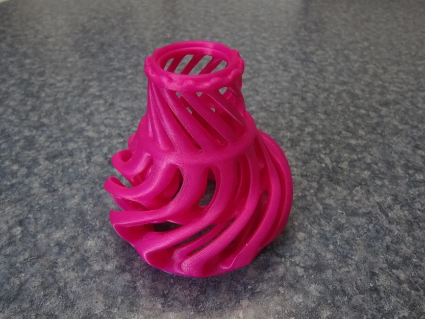 Bình Vortex Ring Vase - Image 4