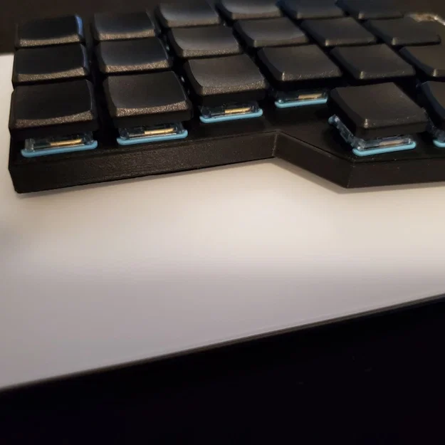 Case Tối Giản Cho Corne LP Mechanical Keyboard (Screwless) - Image 4