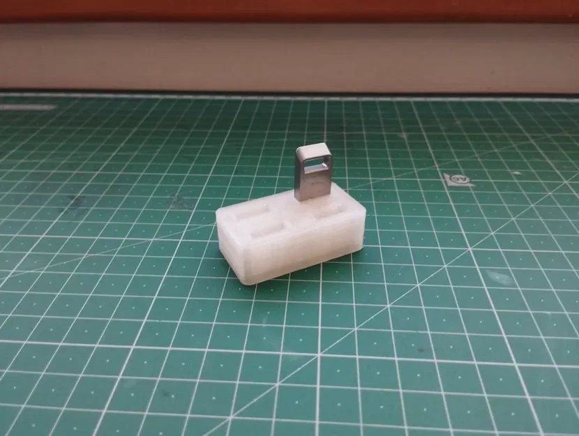 Khay Đựng USB Để Bàn Gọn Gàng - Thiết Kế In 3D Đơn Giản - Image 2