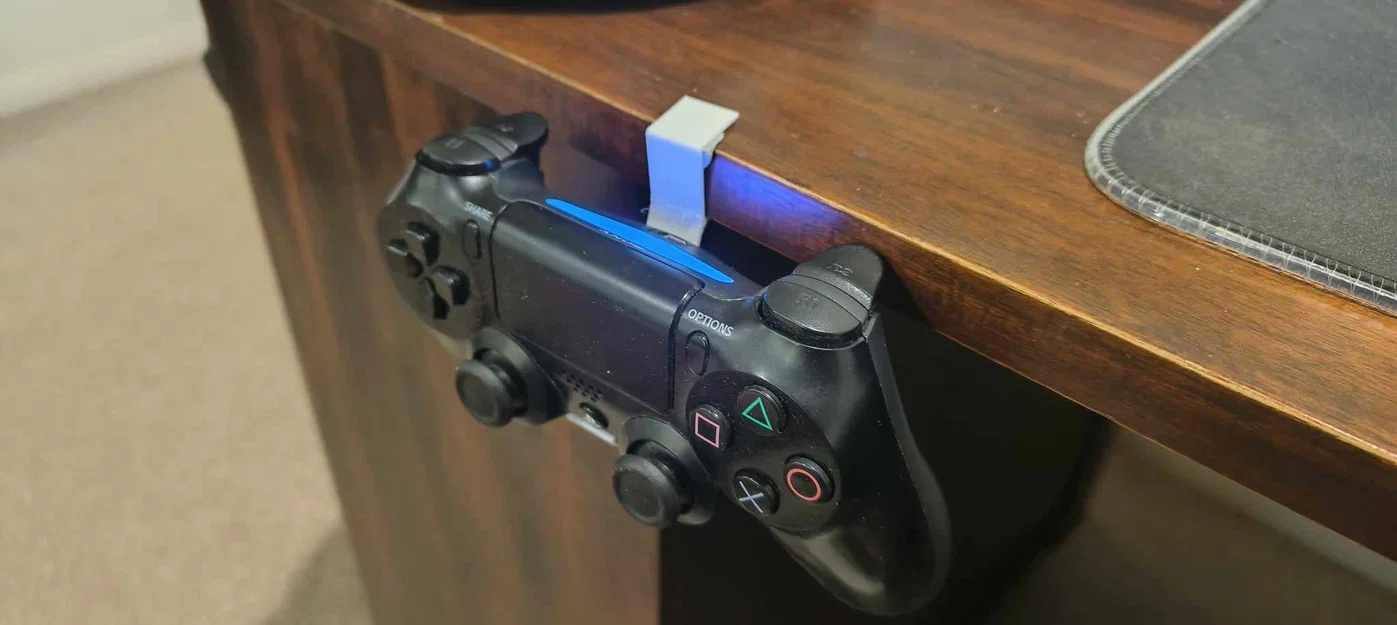 Kệ để tay cầm PS4 gắn mép bàn (Ps4 controller desk stand) - Image 1