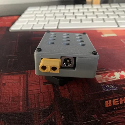 Vỏ hộp in 3D cho mạch sạc nhanh SW3518 với jack XT60