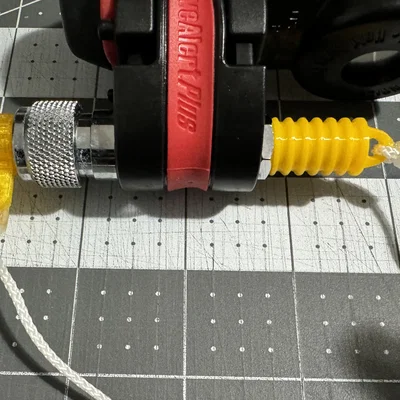 Nắp bảo vệ đầu nối áp suất thấp (Low Pressure Inflator Male Insert)
