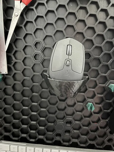 Giá treo chuột PC cho Honeycomb storage wall (Logitech M720 Triathlon) - Image 1
