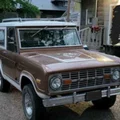 Móc khóa mô hình lưới tản nhiệt Ford Bronco 1974 độc đáo - Thumbnail 4