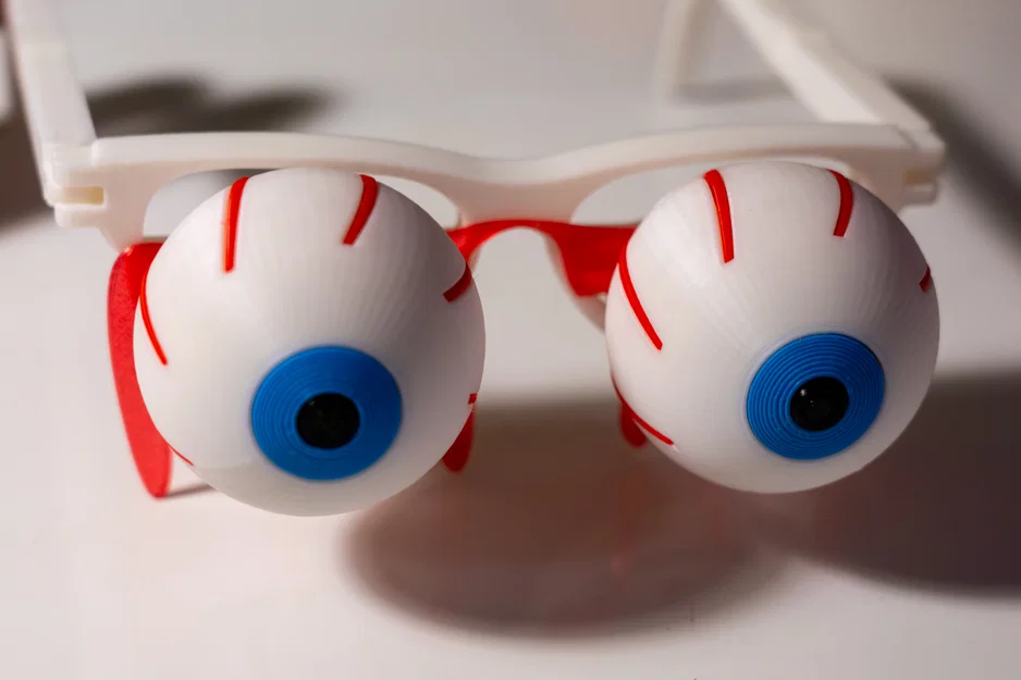 Kính Halloween Mắt Đỏ Ngầu (Bloodshot Eyes Glasses) - Image 4