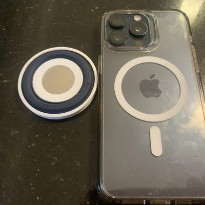 MagSafe Gym Buddy: Ngàm gắn iPhone nam châm cho máy tập