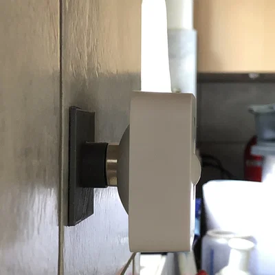 Giá treo tường cho cảm biến chuyển động Philips Hue