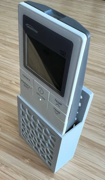 Giá treo tường remote máy lạnh Panasonic - Image 3