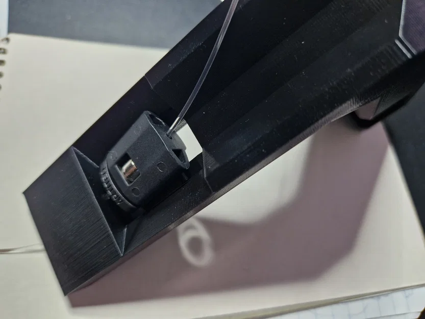 Giá treo tường cho Stormbreaker hỗ trợ Arti Teq Twister - Image 3