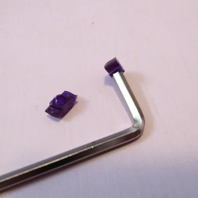 Side-insert T-nut lock-in-place – Insert giữ T-nut luồn hông cho nhôm series 20