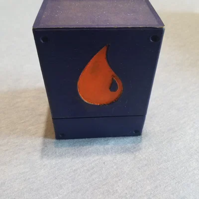 Hộp đựng thẻ bài Blue Mana Symbol Deck Box - Phụ kiện cho game thủ MTG