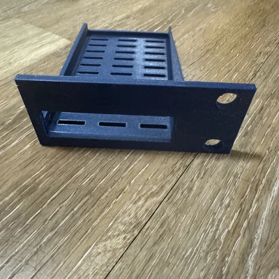 Khay gắn rack cho PiKVM v4 mini (thiết kế gia cố chắc chắn)