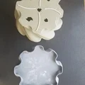 Chậu Trồng Cây Xoắn Lớn (Large Torqued Planter) - Thumbnail 3