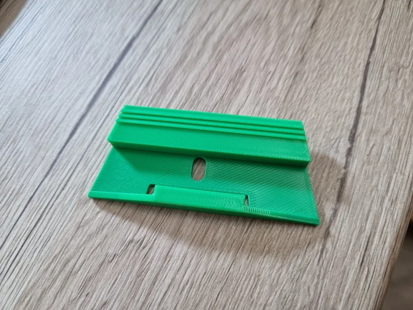 Sockelleisten Clips / Skirting clips (clip gắn len chân tường) - Image 2
