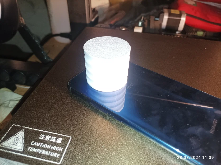 Camping Lamp V2: Bộ khuếch tán ánh sáng cho điện thoại cực tiện lợi - Image 3