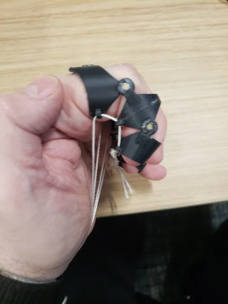 Grip Assist - Khung Hỗ Trợ Cầm Nắm - Image 1