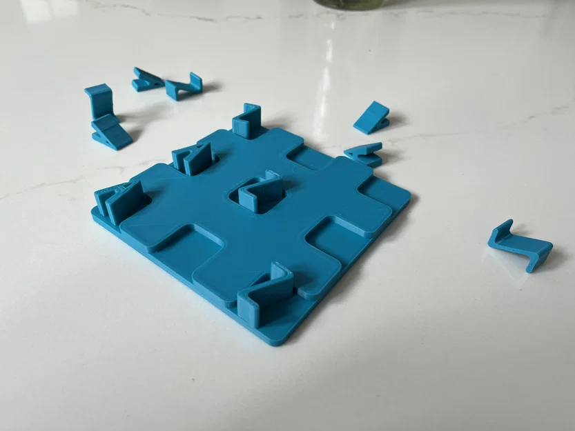 Bộ cờ ca-rô du lịch nhỏ gọn (A-to-Z Tic-Tac-Toe) in 3D - Image 1