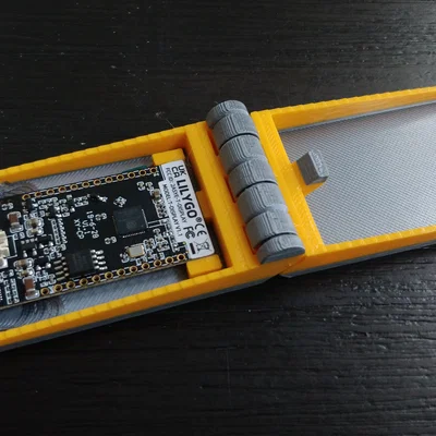 Vỏ TTGO (ttgo case) in liền khối (print-in-place) có khớp
