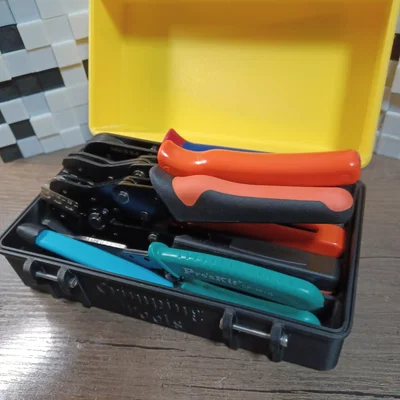 Hộp đựng kìm bấm cos in 3D tiện lợi cho thợ điện