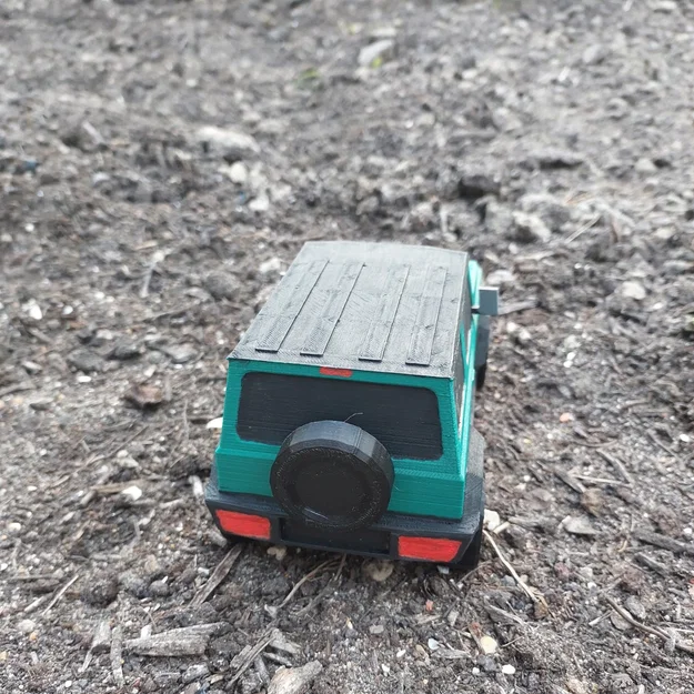 Suzuki Jimny SZ5 (Low Poly) lắp bằng keo (glue fit) - Image 3