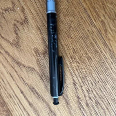 Pen Clicker (Nút bấm bút)