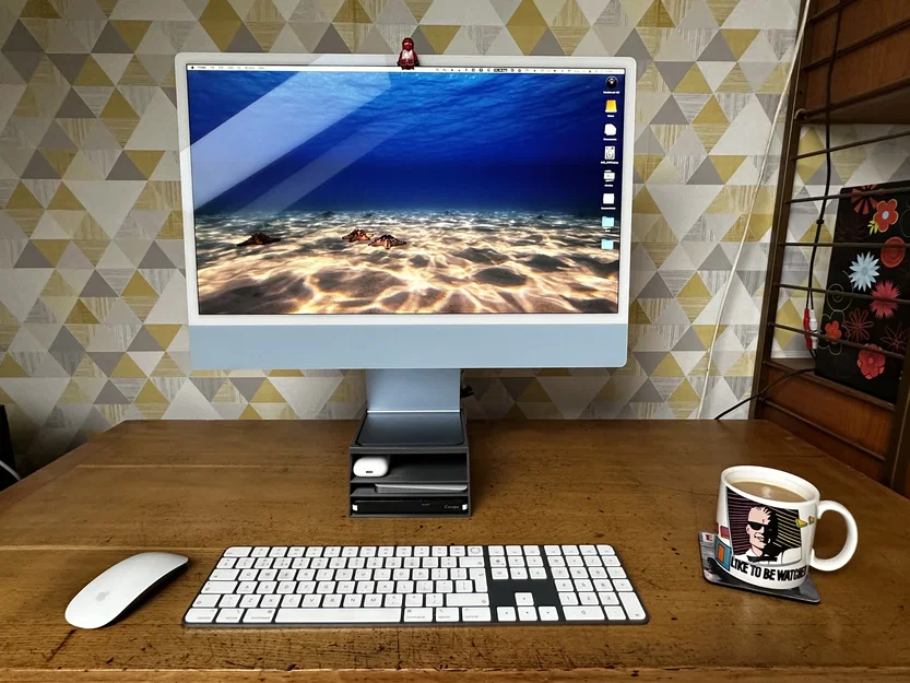Kệ đỡ iMac có ngăn kệ (iMac stand with shelves) - Image 1
