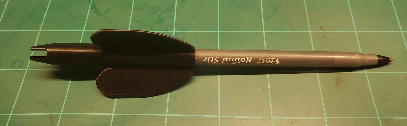 Nắp có vây (Finned Cap) cho bút Bic Round Stick Ink Pen - Image 2