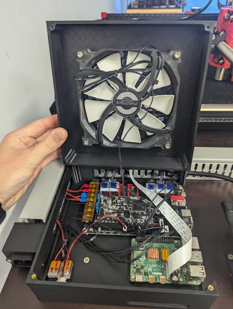 Hộp bảo vệ BTT Octopus và Raspberry Pi có quạt 120mm làm mát - Image 2