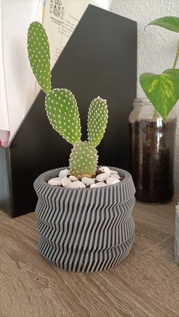 Chậu trồng cây Spinning Gear Planter Pot in 3D cực đẹp - Image 1