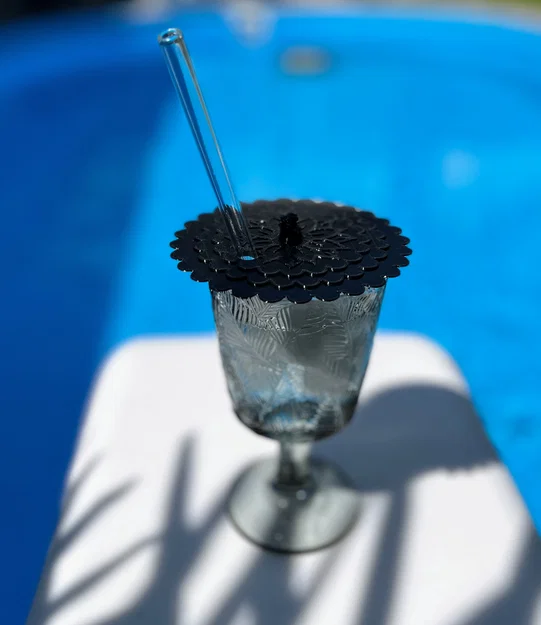Bảo vệ ly Cocktail khỏi ong – Cocktail Wasp Protection - Image 1