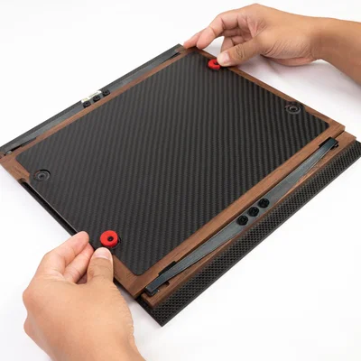 Tấm bảo vệ màn hình lấy nét máy ảnh khổ lớn 810 (Carbon Fiber)