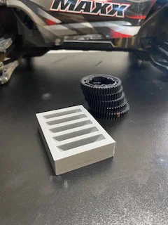 Đế giữ nhông truyền động cho xe RC Traxxas (Spur Gear Holder) - Image 2