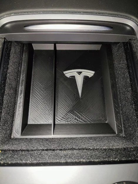 Khay console Tesla Model 3/Y (từ đời 2021) – logo rời PLA trong suốt - Image 3