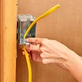 Nút bịt (Plug) cho Clamp Connector dây Romex - Thumbnail 5