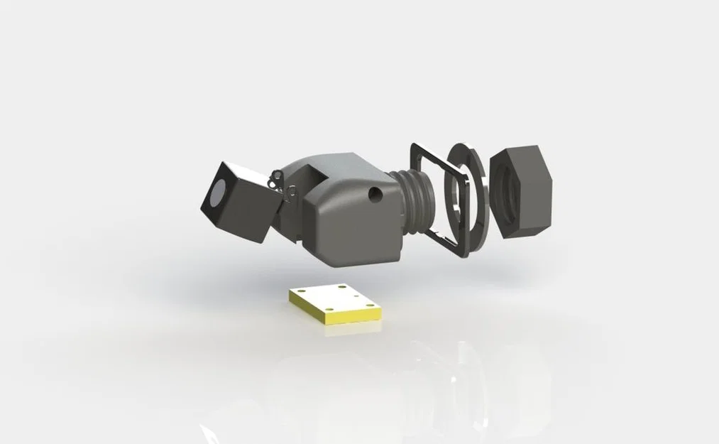 Giá đỡ camera lùi kèm đèn biển số cho xe GAZ - Image 2