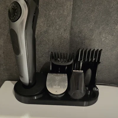 Giá đỡ máy cạo râu Braun Type 5542 (Stand Braun Shaver Type 5542)