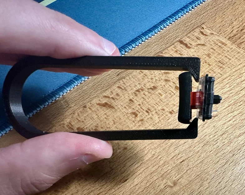 Choc Keycap Squeezer - Image 2